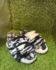 UGG fluff yeah marble slides