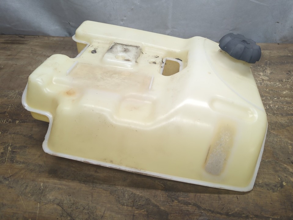 CRAFTSMAN GT3000 GT5000 LAWN TRACTOR FUEL TANK 179115 eBay