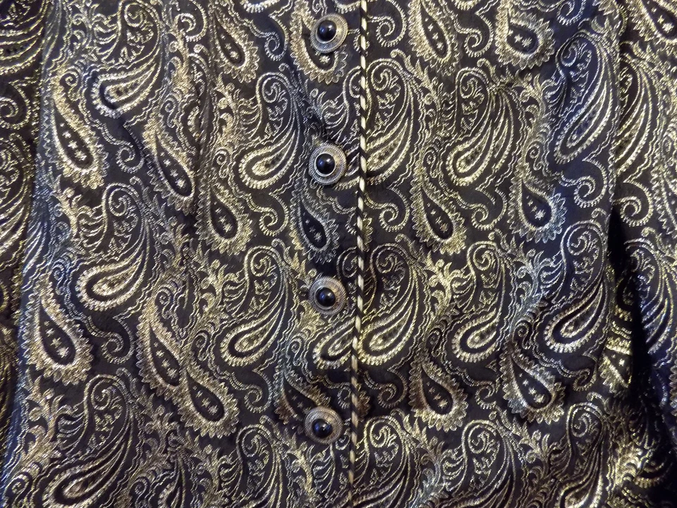 Chaqueta Blazer De Colección Patra EE. UU. Negro y Dorado Paisley Ribete FAB Talla 12 Usada en Excelente Condición Foto 3 de 4