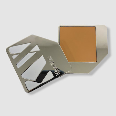 $68 Kjaer Weis Women's Delicate Cream Foundation .26 fl oz|7.5 ml