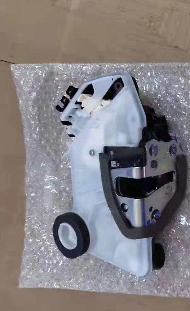 Front Left Driver Door Lock Actuator Latch Fits Corolla Cross 2022
