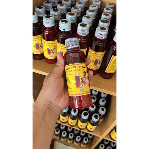 Aceite de masaje herbal Minyak Urut Dayak con raíces de árbol 250 ml - Imagen 4 de 4