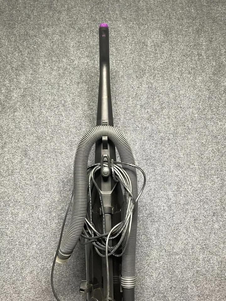 Bissell Upright Vacuum Cleaner 2191U 🧹 PowerForce Helix Bagless Black 🖤 - Image 2 of 4