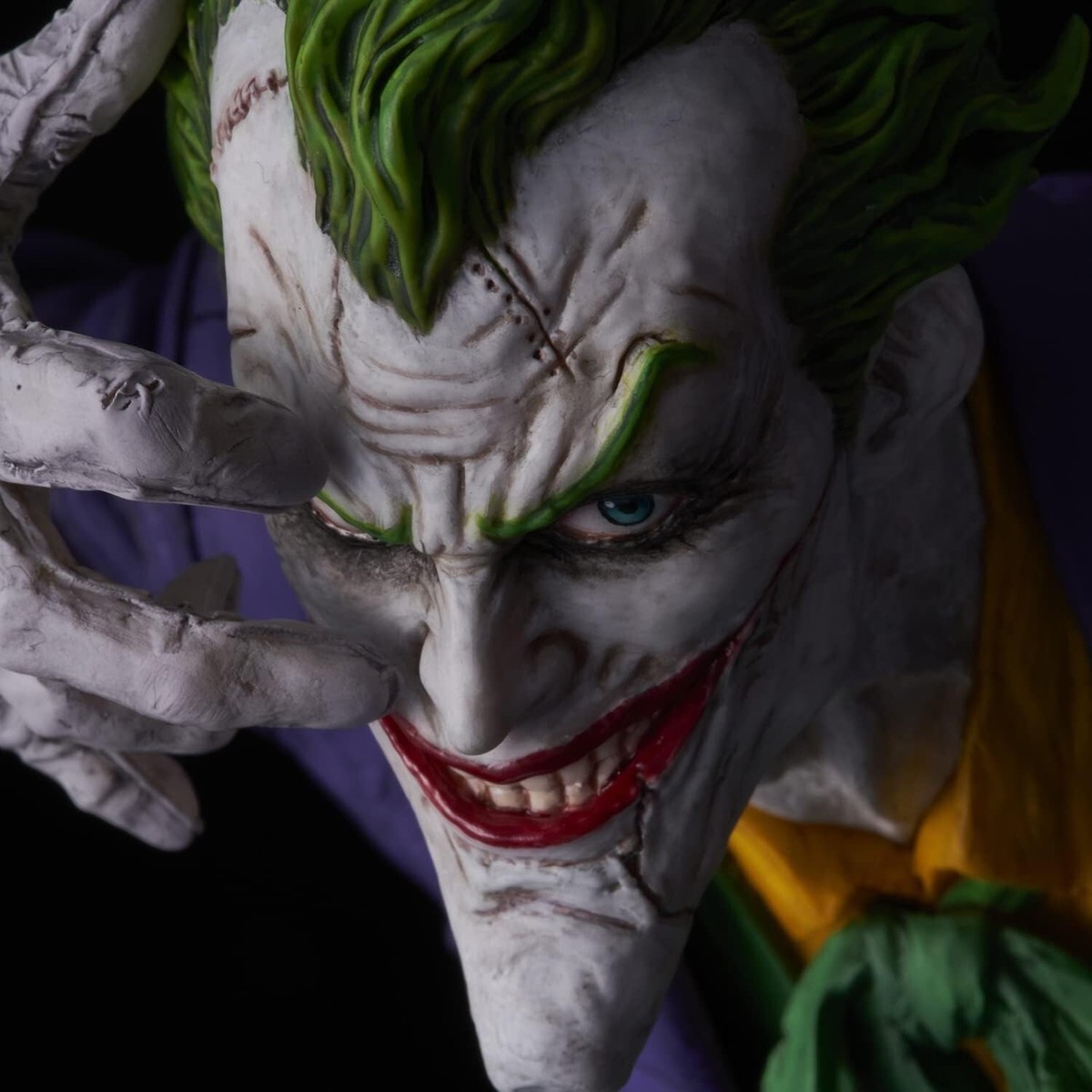 Joker Laughing Purple Ver. Painted Complete Figure - From Japan