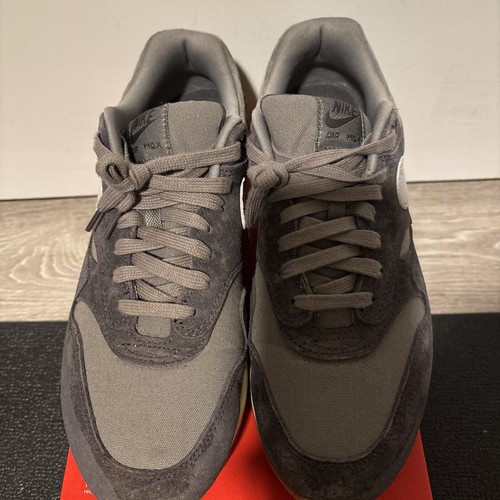 Size 10 Nike Air Max 1 Crepe Soft Grey Pre-Owned No Box - Picture 3 of 11