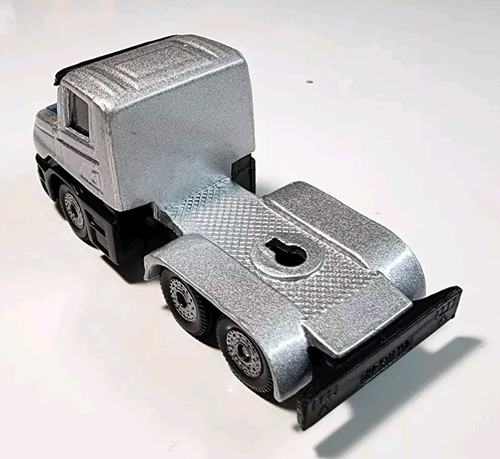Siku Silver Scania Diecast/Plastic Police Truck Polizei Tractor Only - Picture 5 of 10