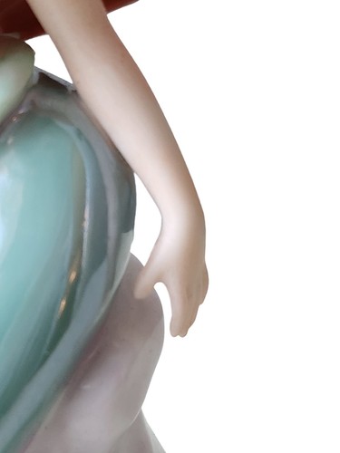 Disney Parks Ariel Figurine Little Mermaid 6" Vintage Porcelain Ceramic Display - Picture 5 of 14