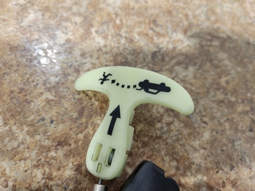 2014 CHEVROLET CRUZE LT TRUNK LATCH EMERGENCY PULL - Picture 3 of 4