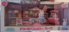 Dreamy Family Park Dessert Playset Bunny Figures Japan Sylvanian Alt Toy