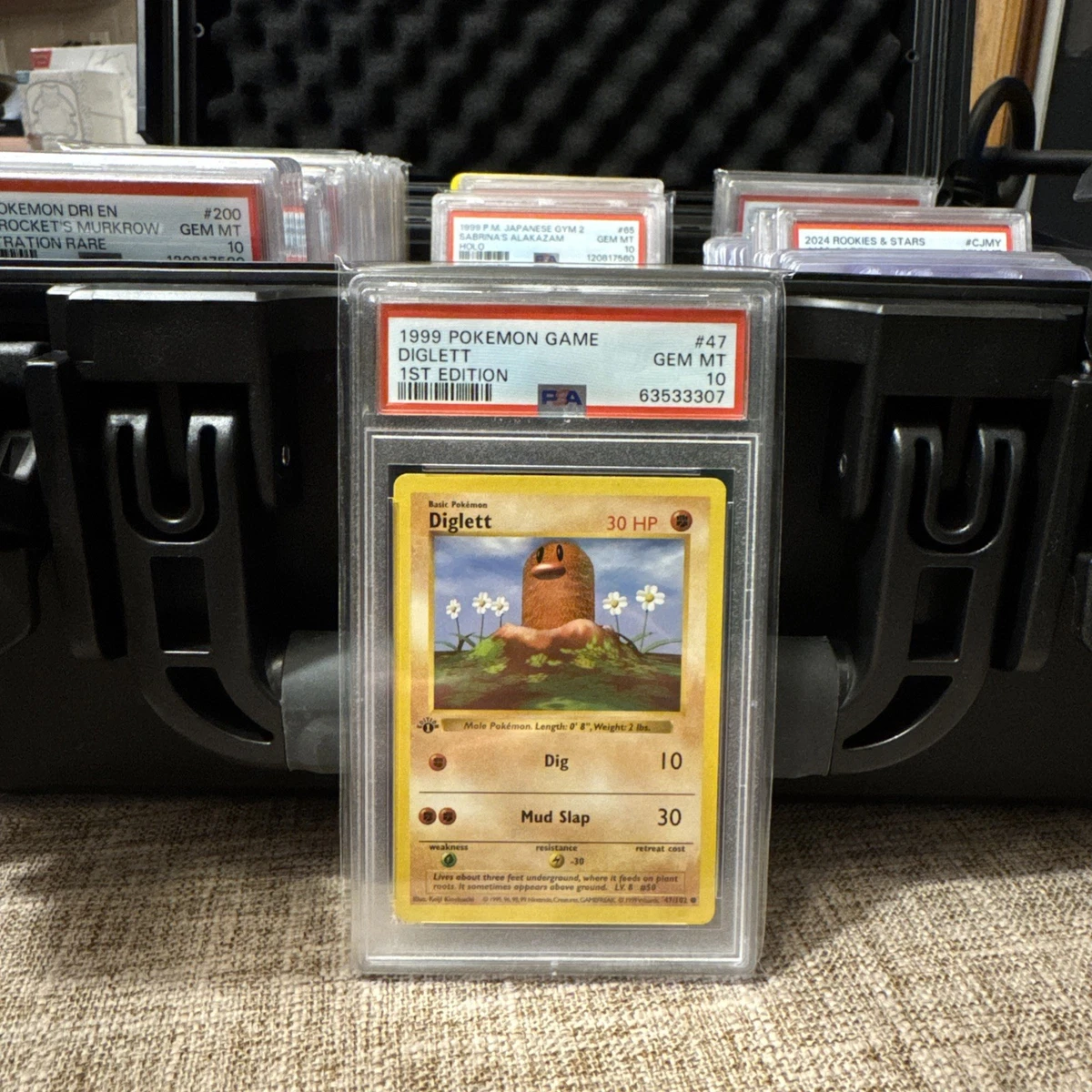 Pokémon TCG Professional Sports Authenticator (PSA) Base Set Grade