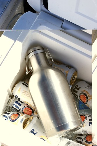 Brilliant - Europa Stainless Steel Beer Growler, Double Walled, 64 oz. 1.8 Liter - Picture 4 of 4