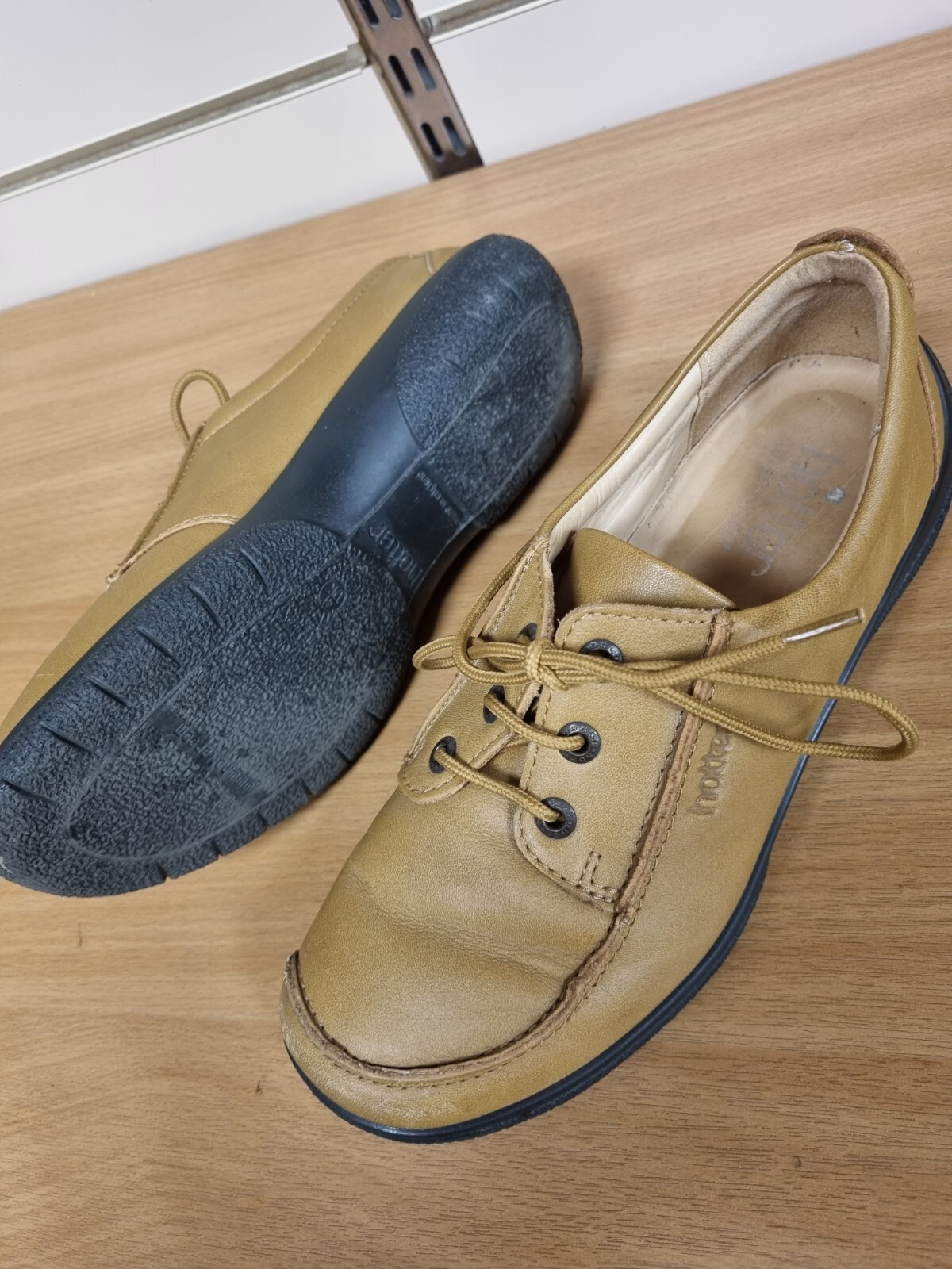 Ladies HOTTER Shoes. Size 4.5. Mustard Yellow Colour. Leather. LaceUp