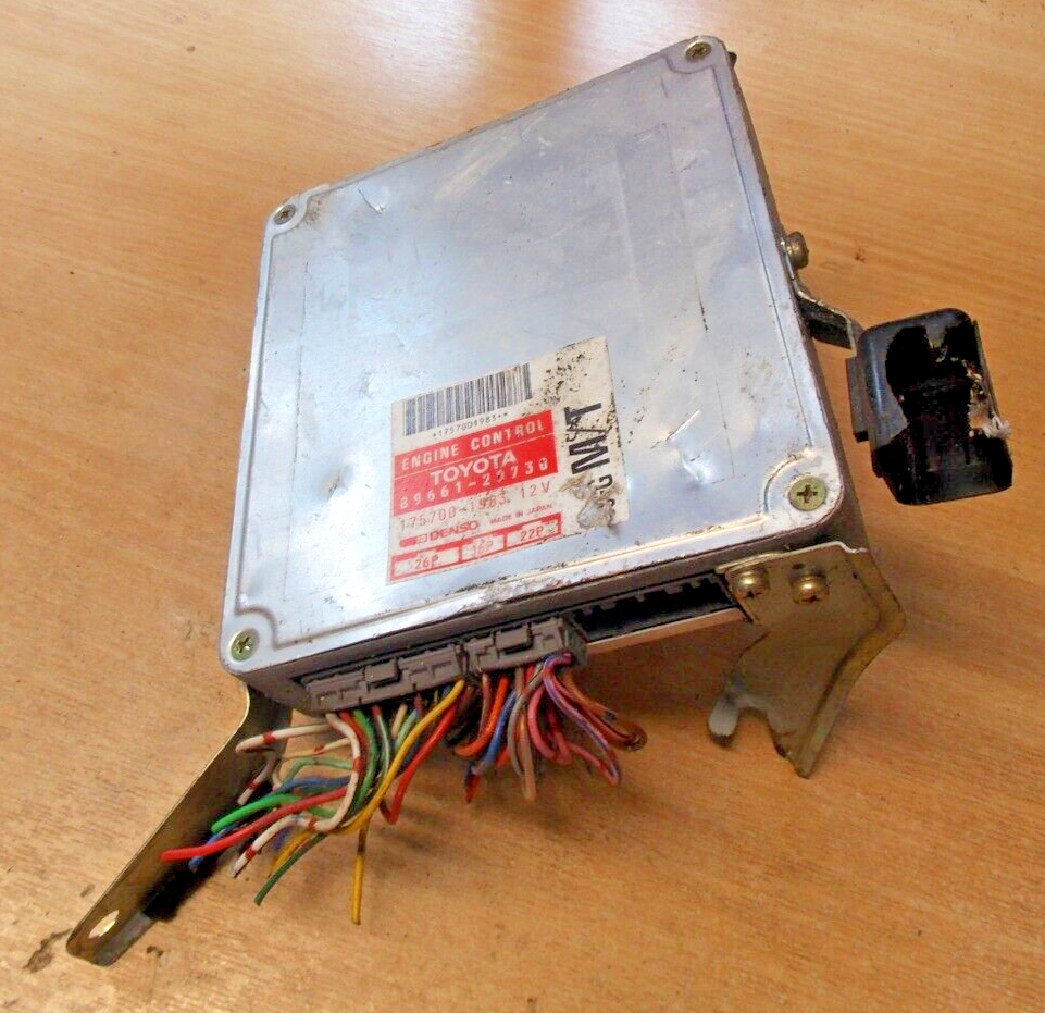 セリカ ST-202 VVT-i 3S-G M/T ECU 部品取りなどに セリカ ST-202 VVT-i 3S-G M/T ECU 部品取りなどに