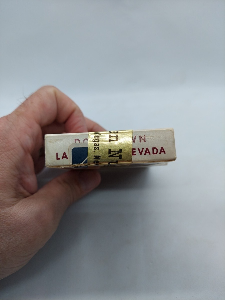 Vintage Golden Nugget Gambling Hall Red Card Deck Las Vegas Used