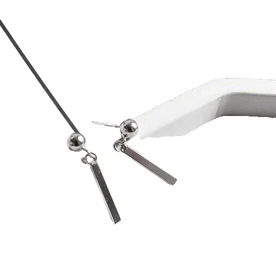 Designer Stud Brincos