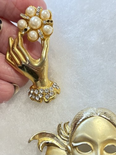 Eatate Find Lot Of Unique Pins X 9. Preowned. See Description. - 第 6/6 張圖片
