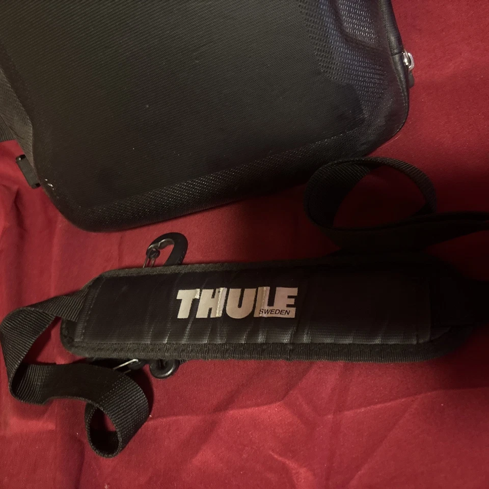THULE Guantelete Carcasa Rígida 14" Laptop Tablet Estuche Cubierta Bolso de Hombro Foto 2 de 4