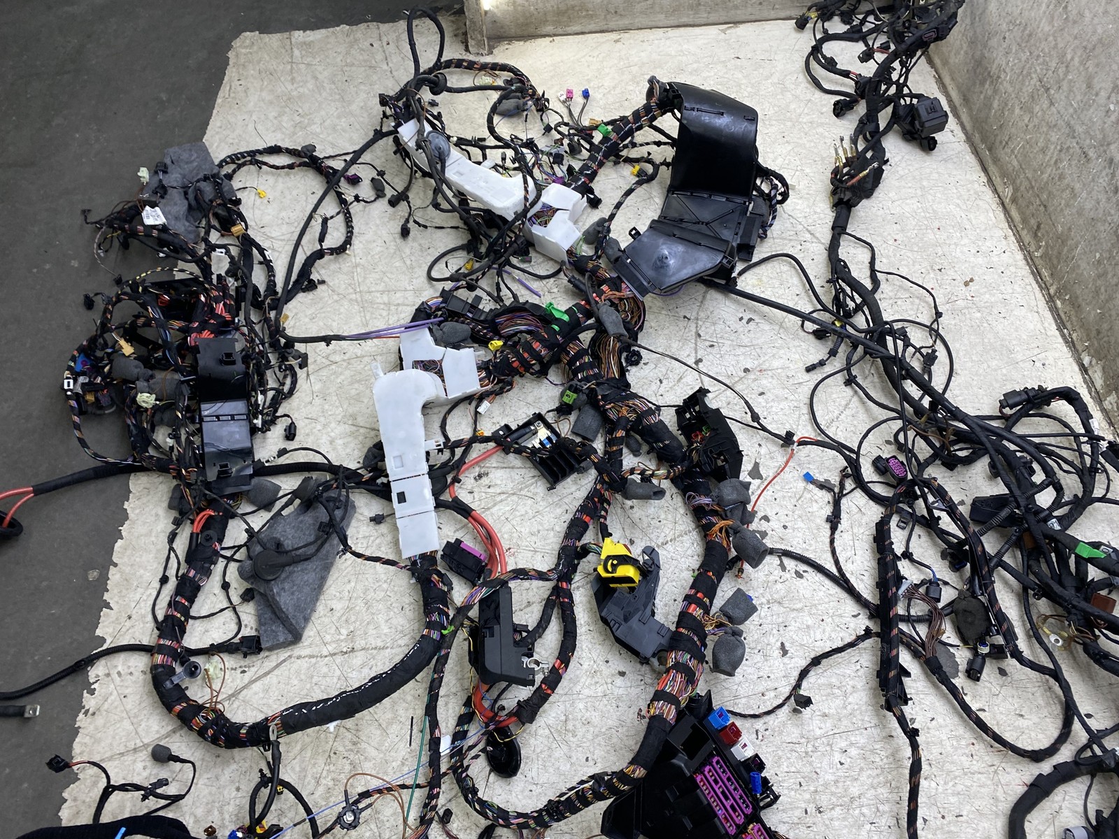 2016-2020 BENTLEY BENTAYGA OEM 6.0L W12 MAIN CABIN BODY WIRE HARNESS 36B971051JT