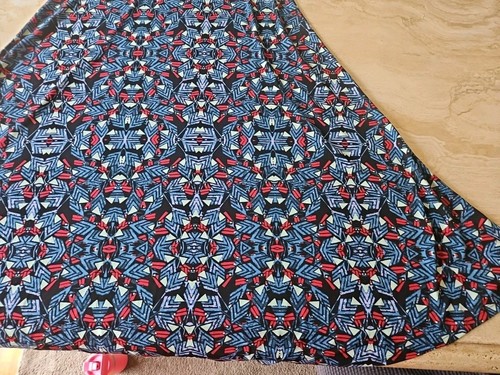 Womens LulaRoe MAXI SKIRT Large Red Blue White Geometric Festive Patriotic Comfy - Picture 5 of 11