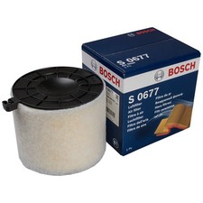 BOSCH Luftfilter F 026 400 677 für Audi Q5 50 TDI quattro SQ5 A4 Avant