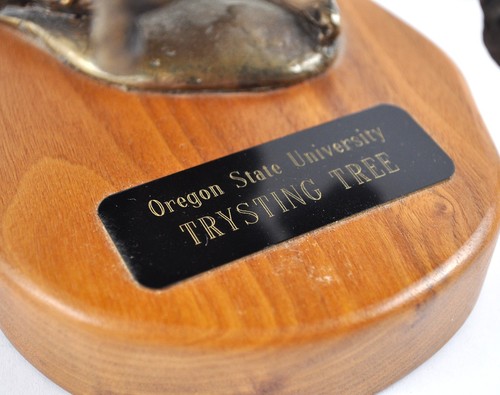 Oregon State University Trysting Tree Metal Sculpture MCM Signed K. Scott - Picture 7 of 8