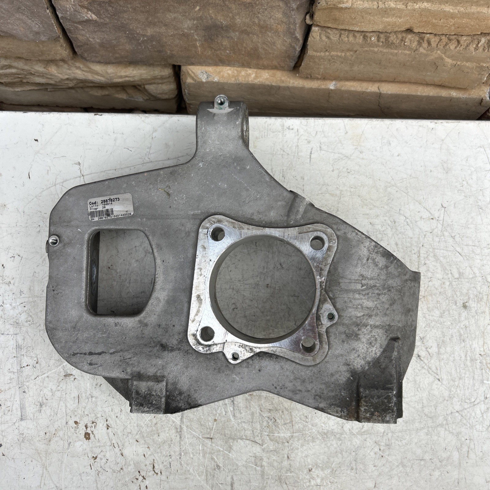 Aston Martin Vantage DB9 2004-2012 OEM Steering Spindle Knuckle Front Left