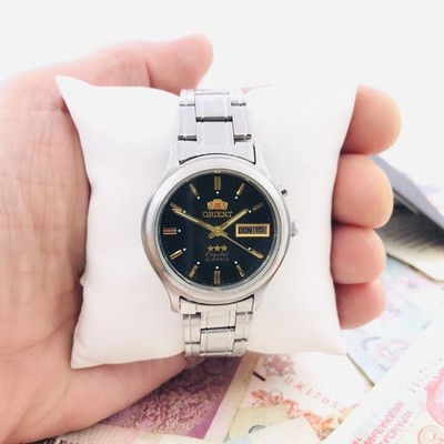 Orient Watch Crystal 3 Stars 21 Jewels Automatic Black Dial Vintage 1980s Japan