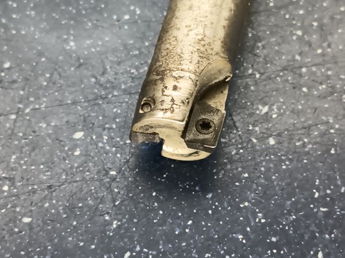 Iscar Heli2000 3/4" Dia Indexable End Mill E90A-D.75-2-C.75-B APKT Inserts .75 - Picture 6 of 6