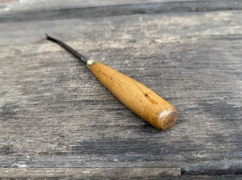 Vintage 1/4” JB Addis Prize Medals Back Bent Spoon Carving Gouge Chisel Old Tool - Picture 12 of 15