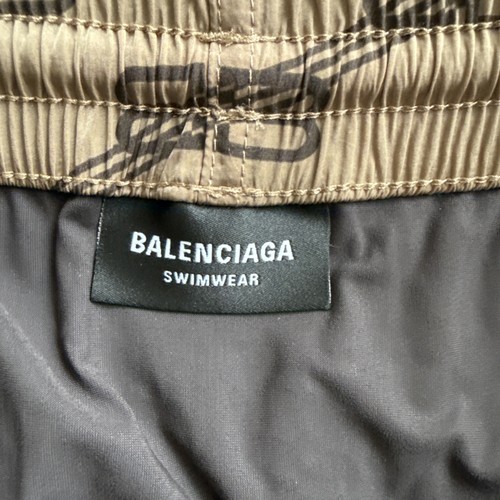 Balenciaga Monogram Swim Trunks Size XL - 第 3/4 張圖片