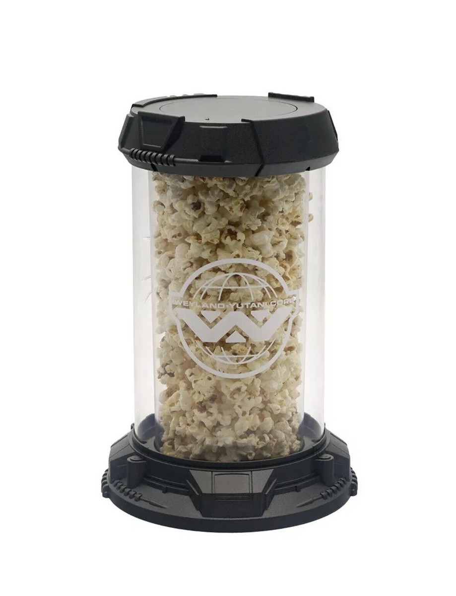 Regal Cinema Exclusive Facehugger Alien Romulus 2024 Light