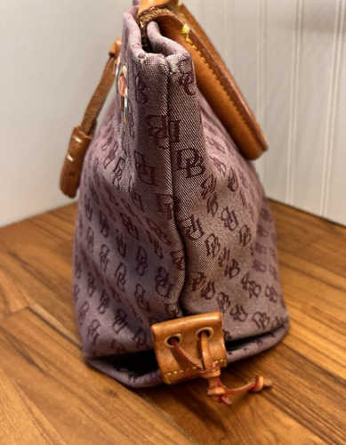 Dooney & Bourke Bag Purple Tassel Tote Satchel Hand Canvas Logo Vintage - Picture 2 of 10