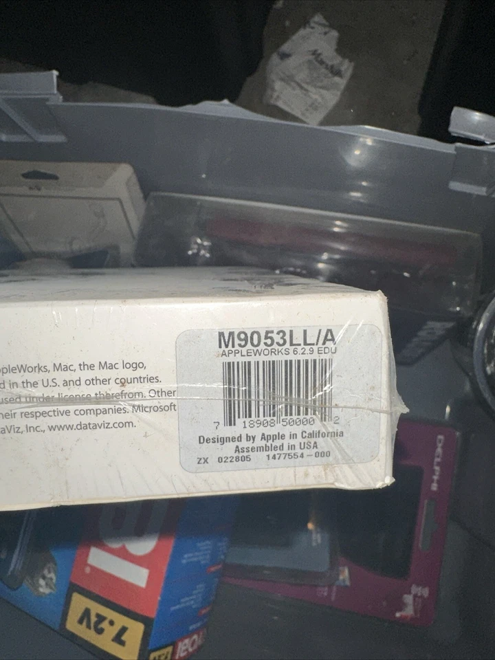 Apple Mac AppleWorks 6 Software Box Set for Mac OS X M9053LL/A - Image 3 of 3