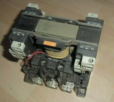 Klöckner-Moeller Moeller Schütz DIL 3-22 Spule 220V 50Hz