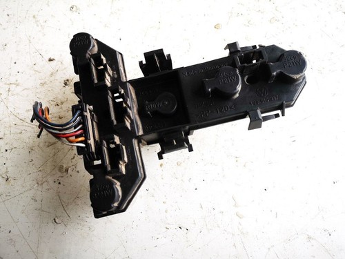 Volkswagen Golf 1999 Tailight Bulb Holder (Lamp Carrier) 1j6945257 #1219035-99