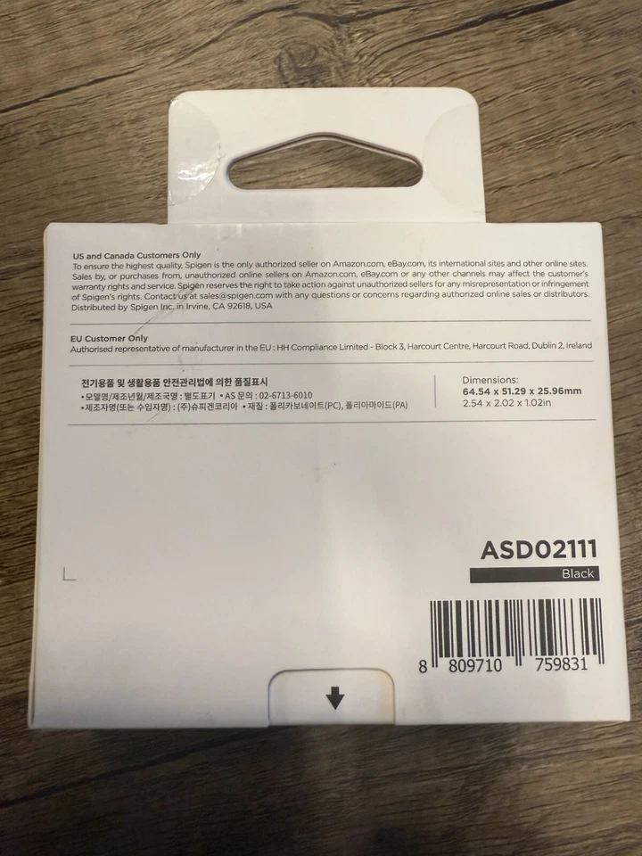Estuche Spigen AirPods 3ª generación ajuste urbano Foto 2 de 2