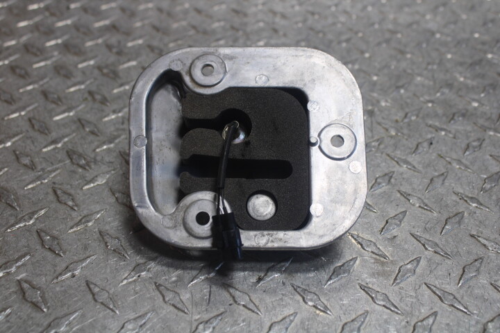 2000 Kawasaki Ninja ZX12R ZX1200A OEM FRONT CAP LEFT RIGH FRAME
