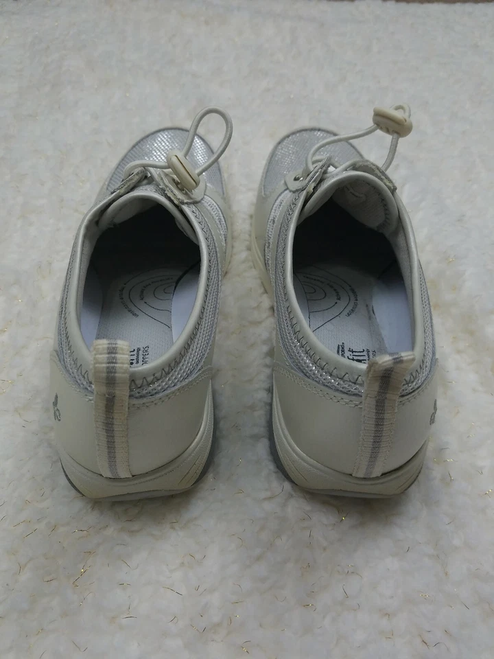 Zapatos para caminar Grasshoppers Get Fit blancos/grises talla 6M usados Foto 2 de 4