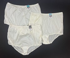 Vanity Fair Perfectly Yours Lace Nouveau Brief Panty Candleglow 10 3XL NWT 3pr