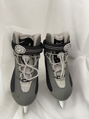 Nike Youth Flexposite Size 2 Ice Skates With Ankle Strap