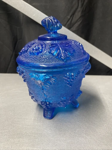 VTG 1950s Jeanette Glass Footed Covered Cobalt Blue Candy Dish Grape Leaf