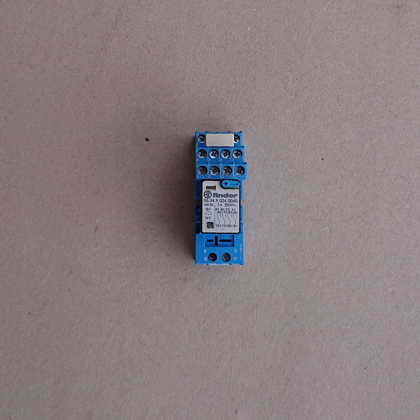 Finder 55.34.9.024.0040 94.04 24V 7A Relay