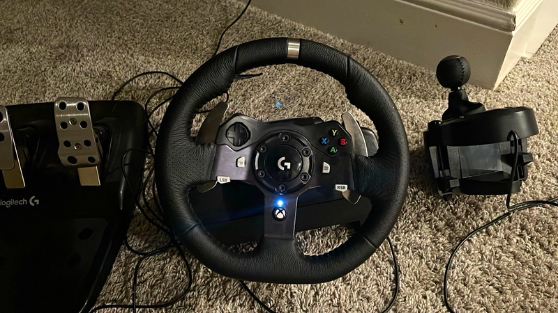 Logitech G920 Racing Wheel & Pedals with Shifter, Wired for Xbox One