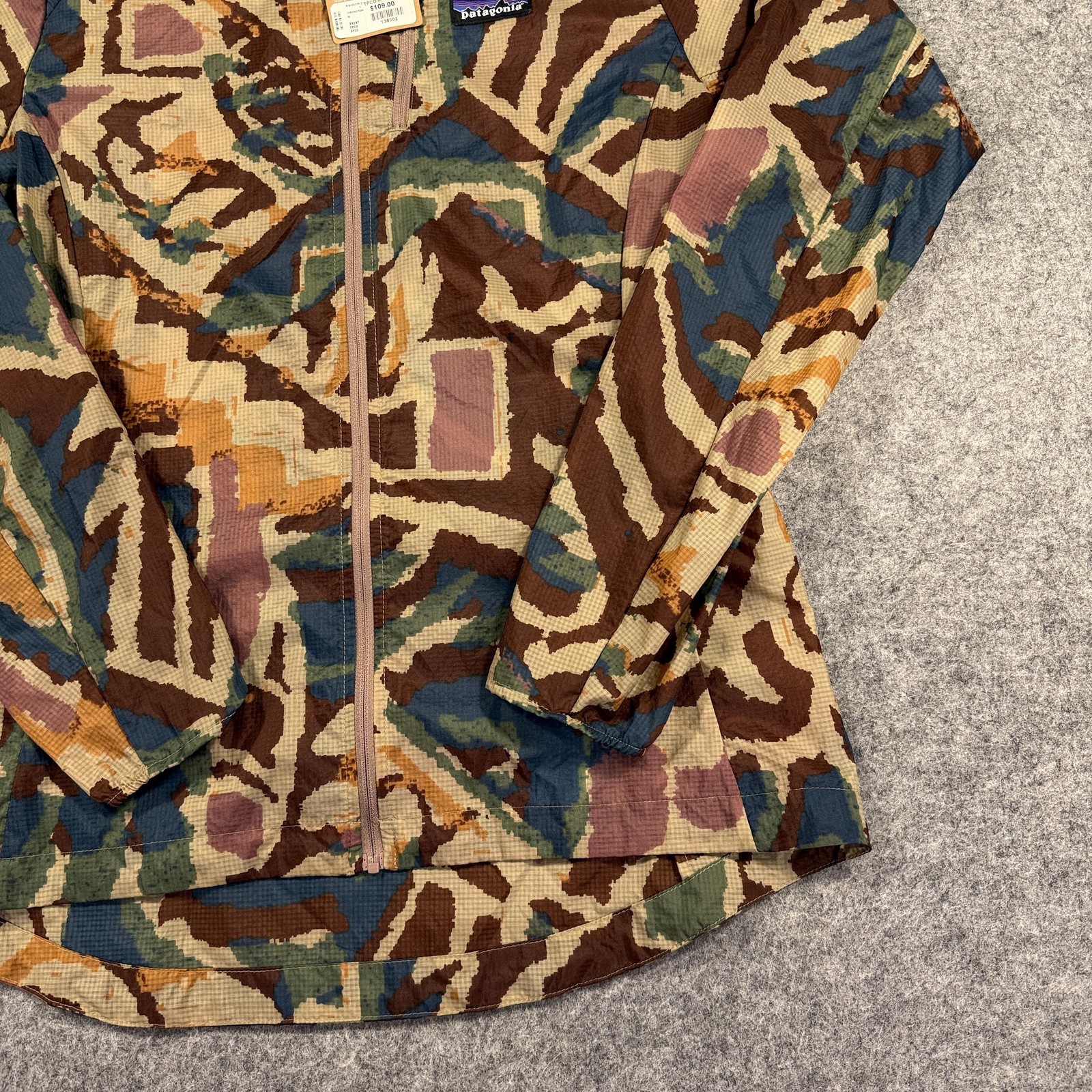 Patagonia Houdini Jacket Womens Medium Thriving Planet Windbreaker Packable thumbnail 6