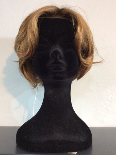 Iris Wavy Bob Wig Lotus Sentoo Collection Sandalwood Root Lace Monofilament BNIB - Picture 1 of 5