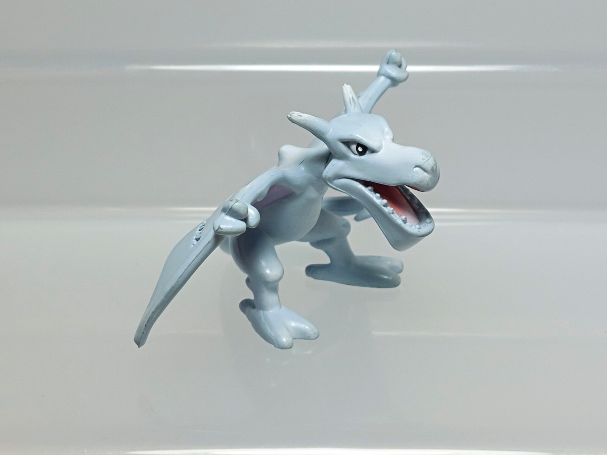 Aerodactyl Ptera Pokemon Monster Collection Figure Tomy