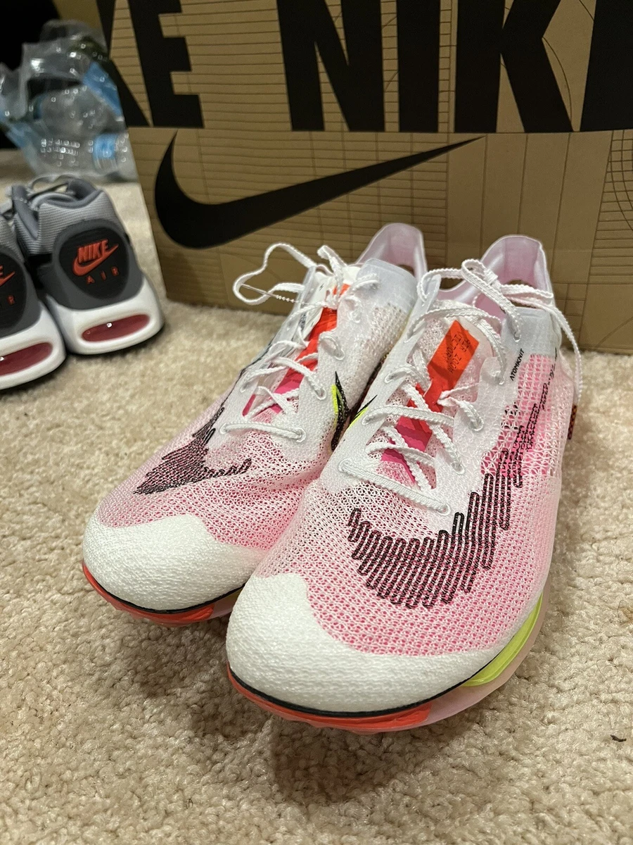 Sprint store spikes 218