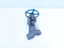 Velan W-8076Z-02TS Manual Steel Socket Weld Globe Valve 1690 3/4in