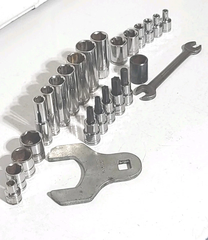 BLUE POINT by SNAP ON 25 Piece 3/8" Dr Socket Sets Wrench USA MADE TOOLS. - Image 2 of 4