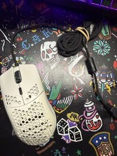 Glorious Model O Wired Optical Gaming Mouse White Ergonomic 6 Buttons
